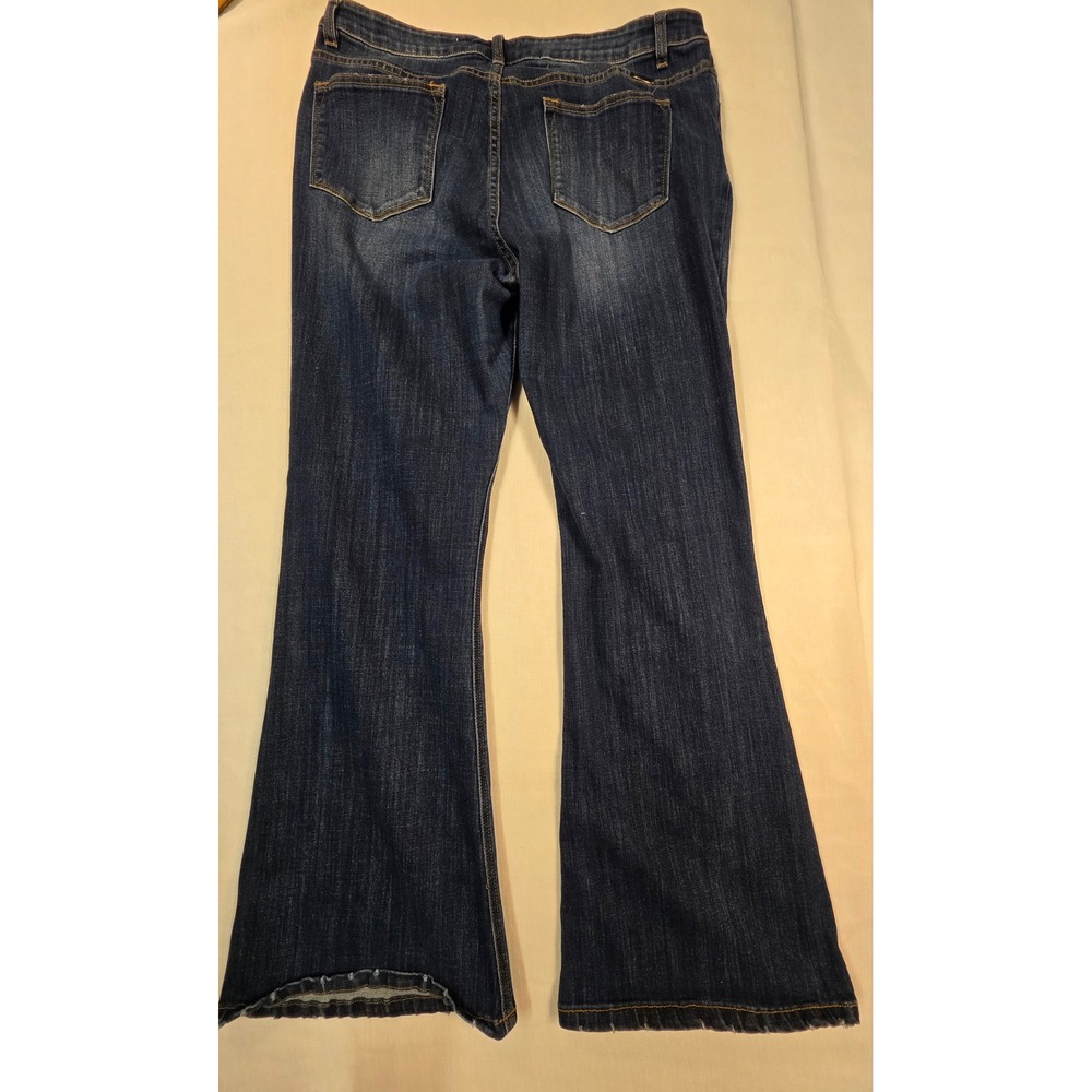 KanCan Women 2XL Dark Wash Flare Jeans Mid Rise Raw Hem Plus Size boho indie Y2K - Picture 4 of 8